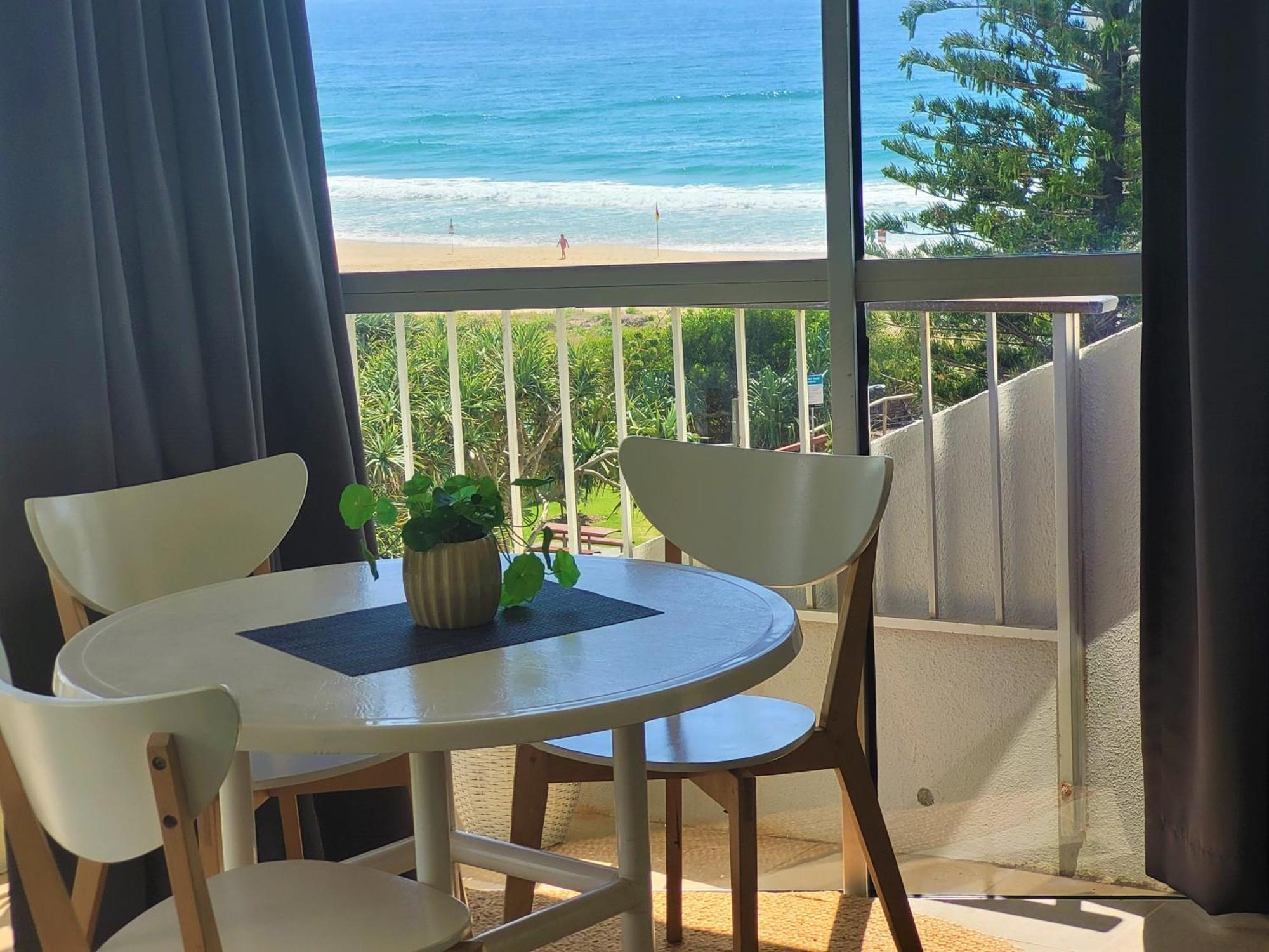 Surfers Chalet Gold Coast Exterior photo