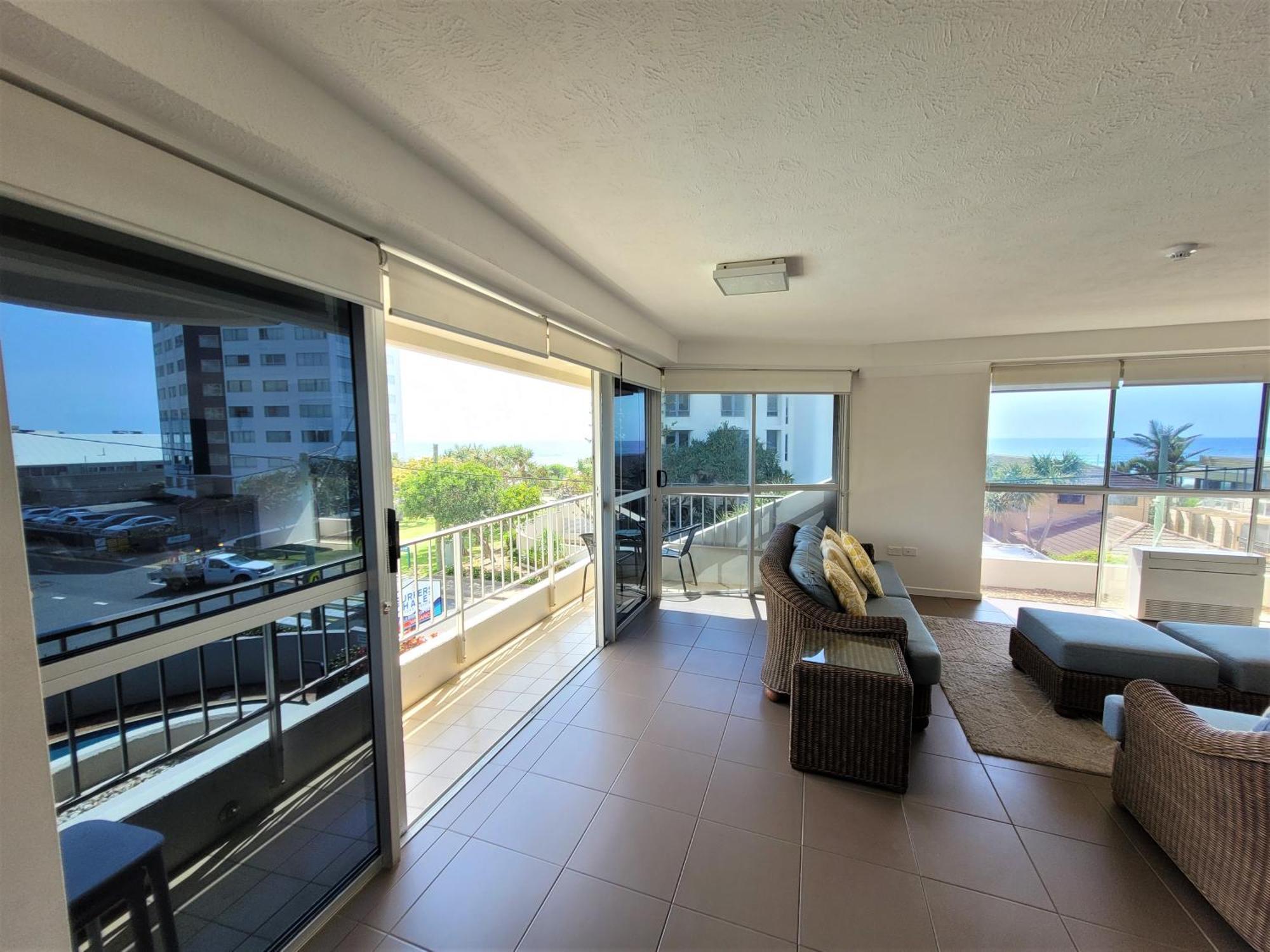 Surfers Chalet Gold Coast Room photo